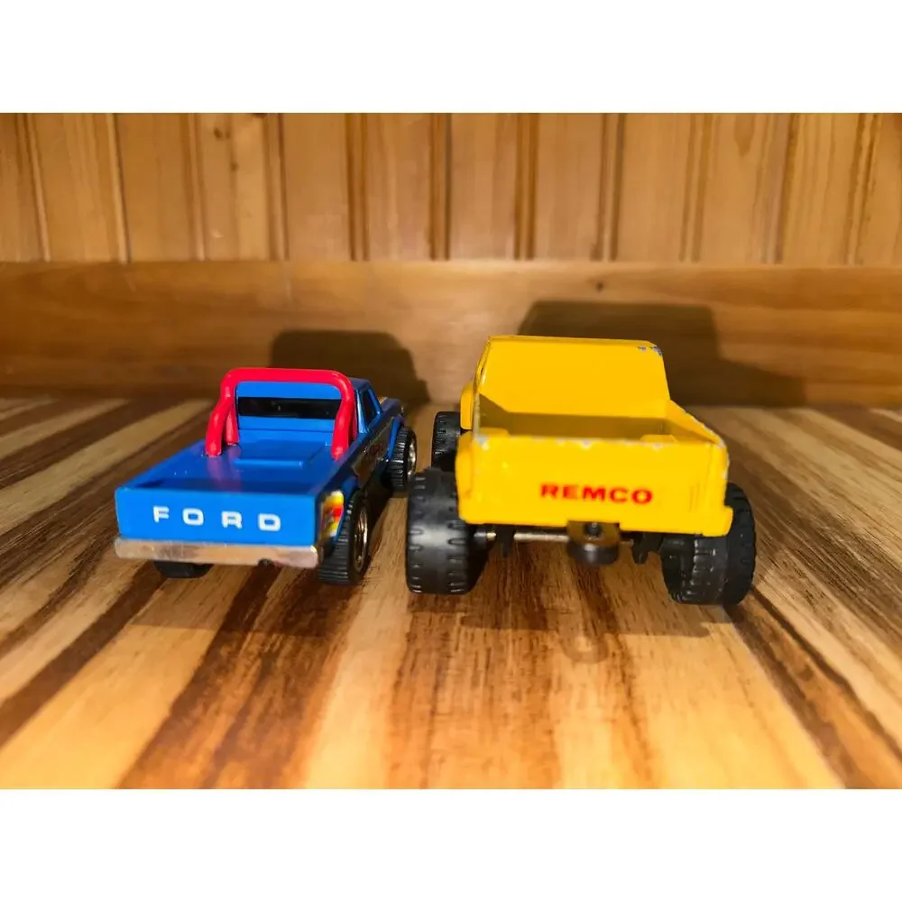 Vintage 1982 & 1987 Remco Mini Trucks Set Of 2 - Picture 5 of 7